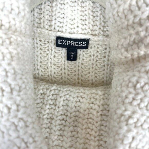 Express Fisherman Cable Knit Sweater Sz M Cowl Neck Cropped Comfy Acrylic Wool - Picture 2 of 9